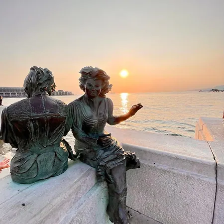 Exclusive * Trieste